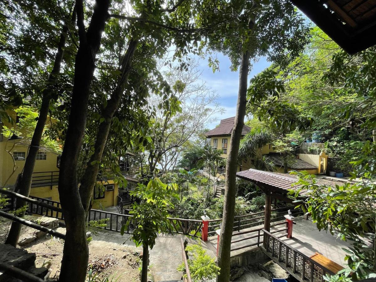 Casita Ysabel Bed & Breakfast Batangas Екстериор снимка