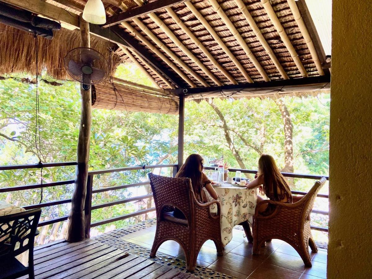 Casita Ysabel Bed & Breakfast Batangas Екстериор снимка