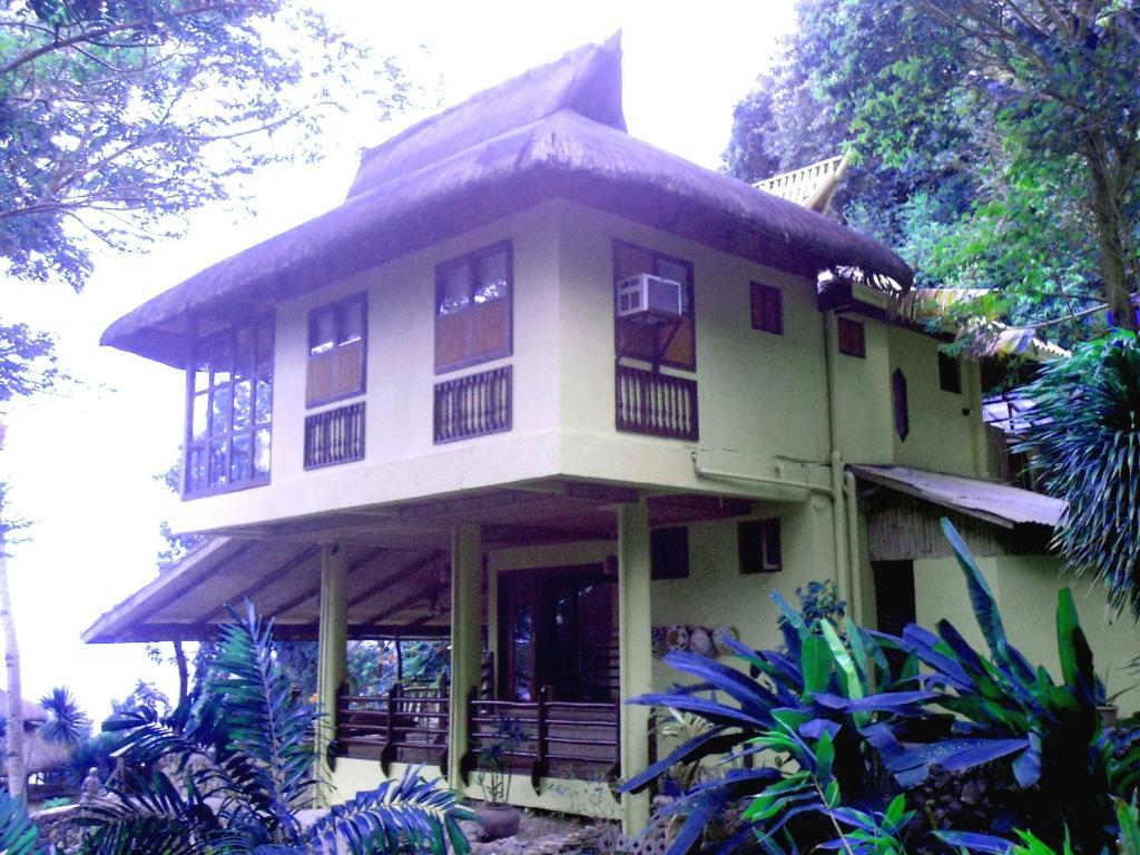 Casita Ysabel Bed & Breakfast Batangas Екстериор снимка