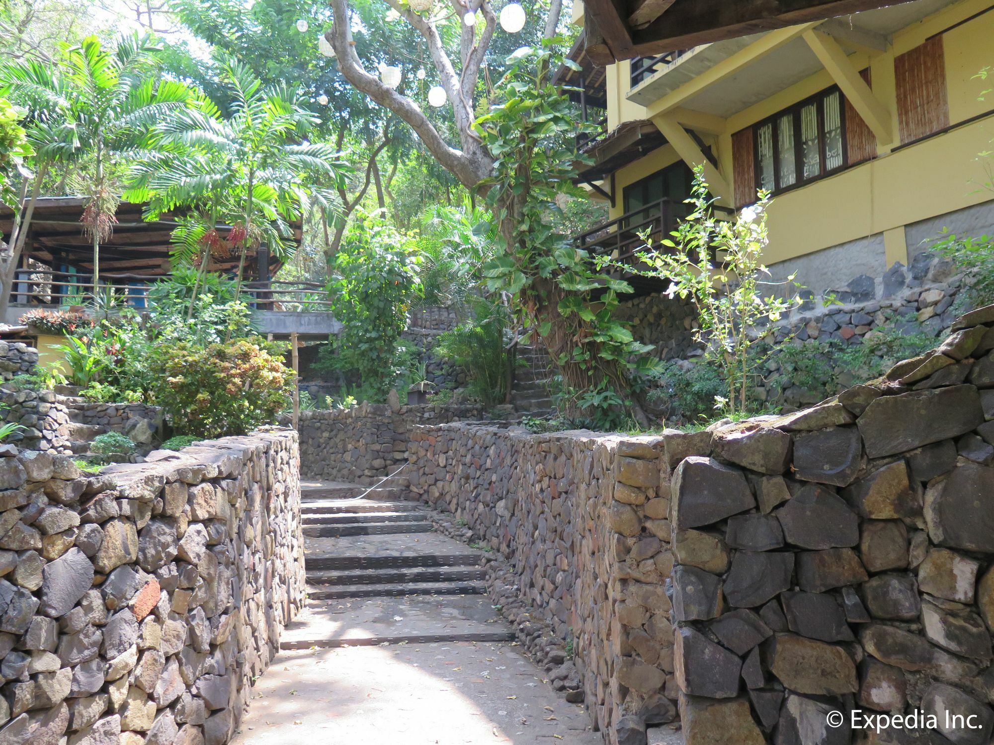 Casita Ysabel Bed & Breakfast Batangas Екстериор снимка